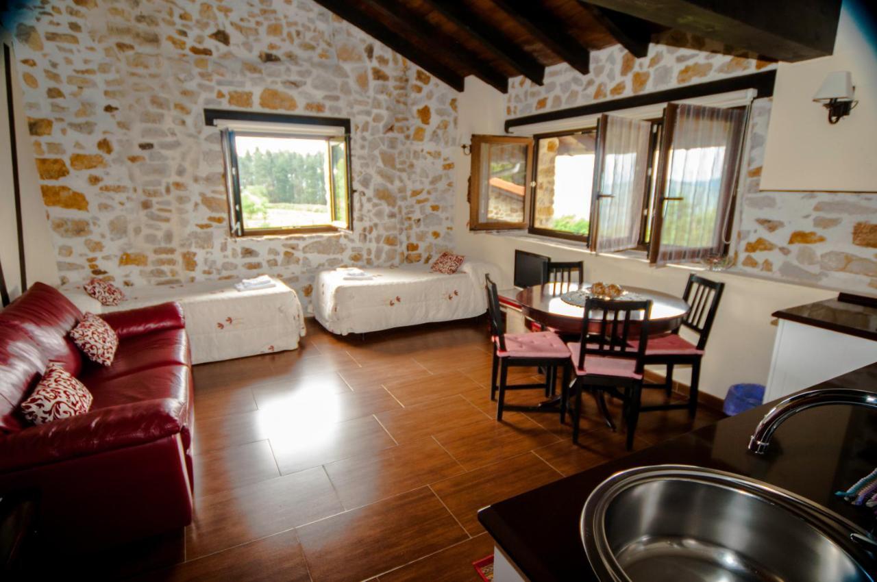 Apartamentos Rurales Larrago Бустурия Экстерьер фото